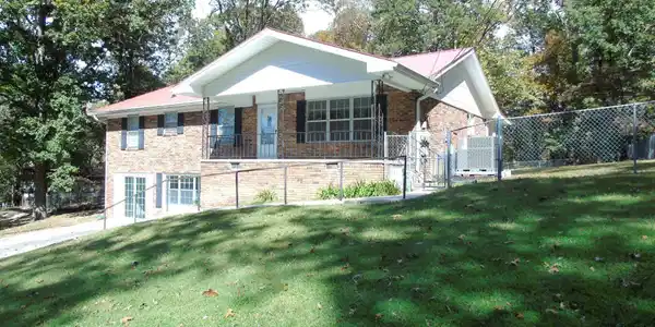 419 Benton Lane