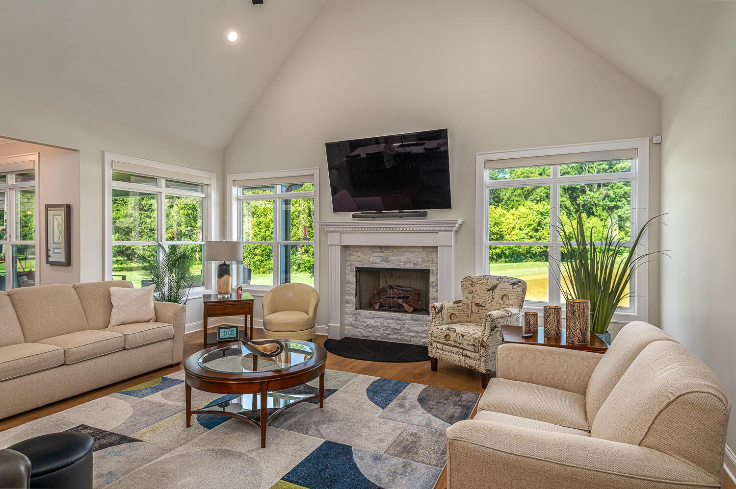 Image 3: Great Room