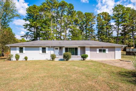 92 Nancy Lane