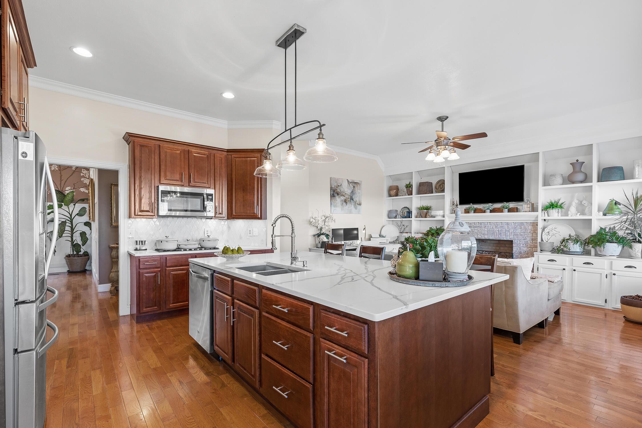 Image 3: 5998 Old State Rd