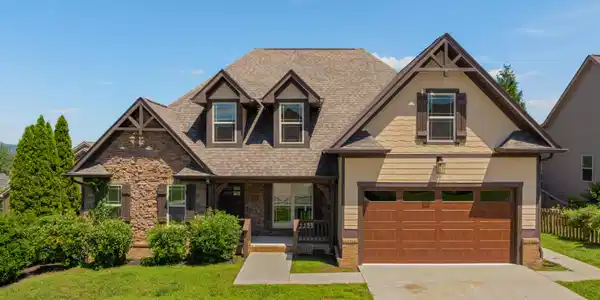 8155 Burgundy Circle