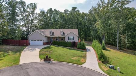 290 Pebble Ridge Drive SE