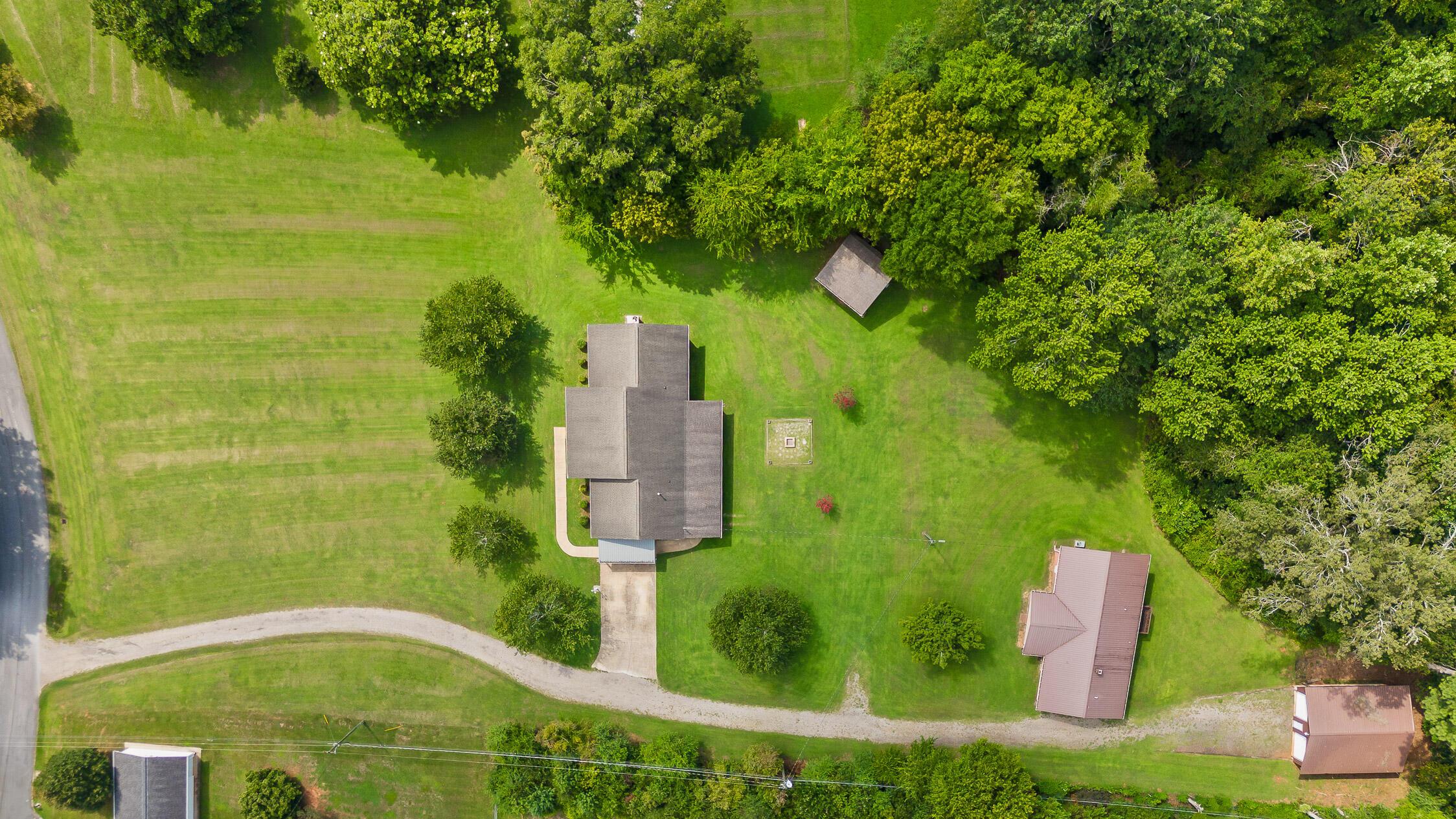 Image 3: 77-Old Country-75