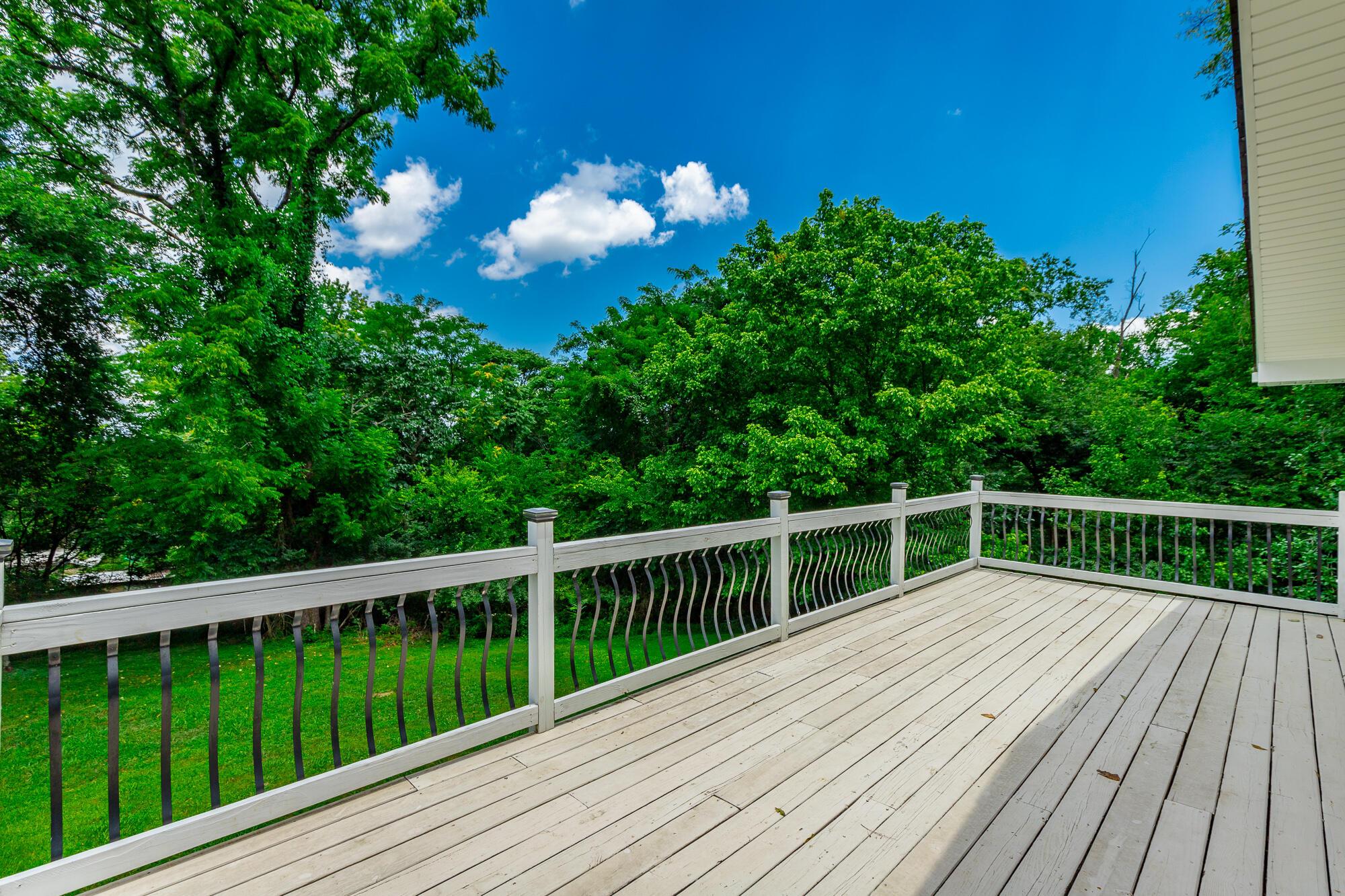 Image 3: 6582 Fairview Road HD-51