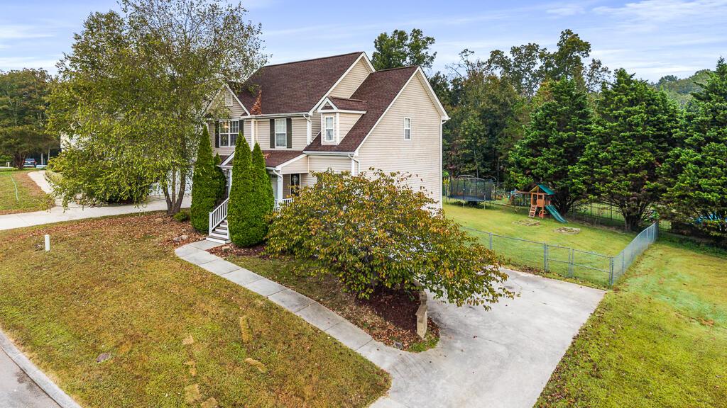 Image 3: 6951 Glen Cove Rd-03