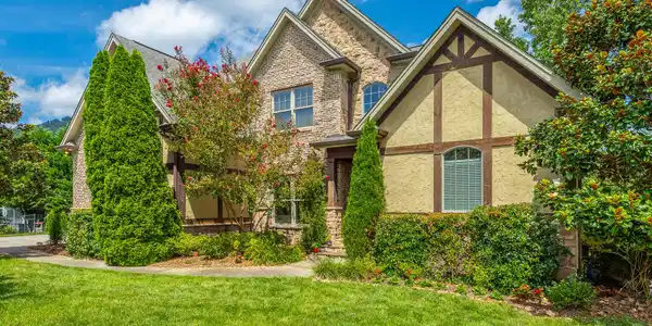 575 Blue Canyon Lane