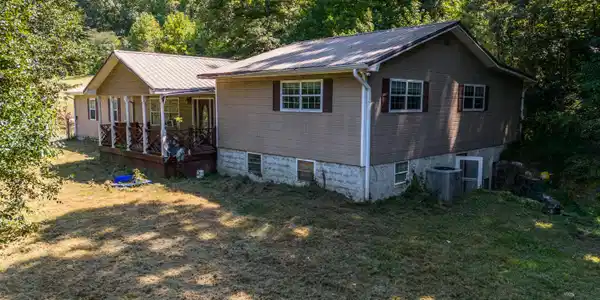 Image 3: Front of the House