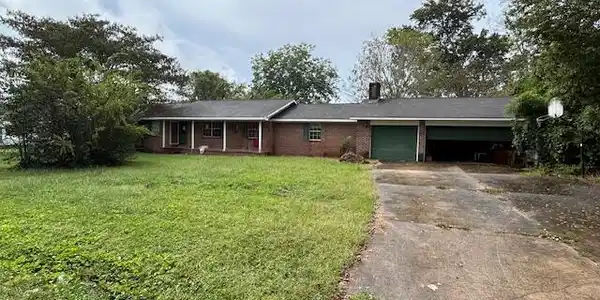50 View Street