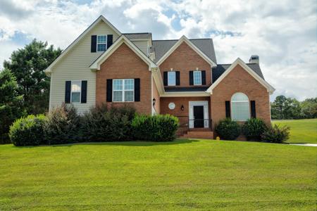 65 Thorncrest Drive