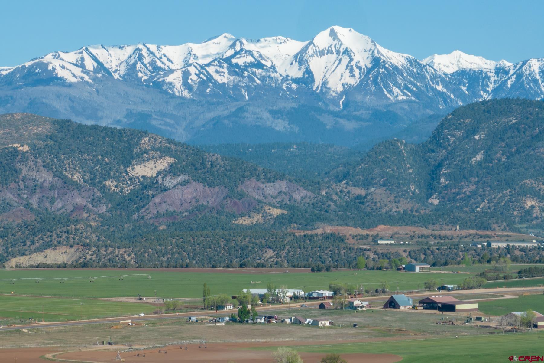 Image 4: Mountain View