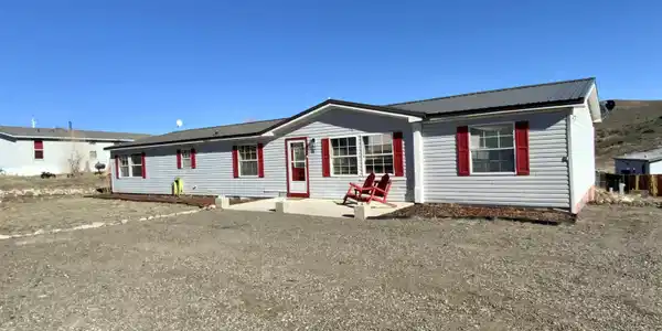 13 Ridge Lane
