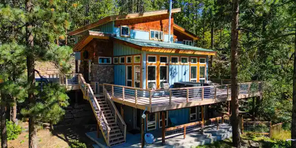 272 Pine Ridge Drive