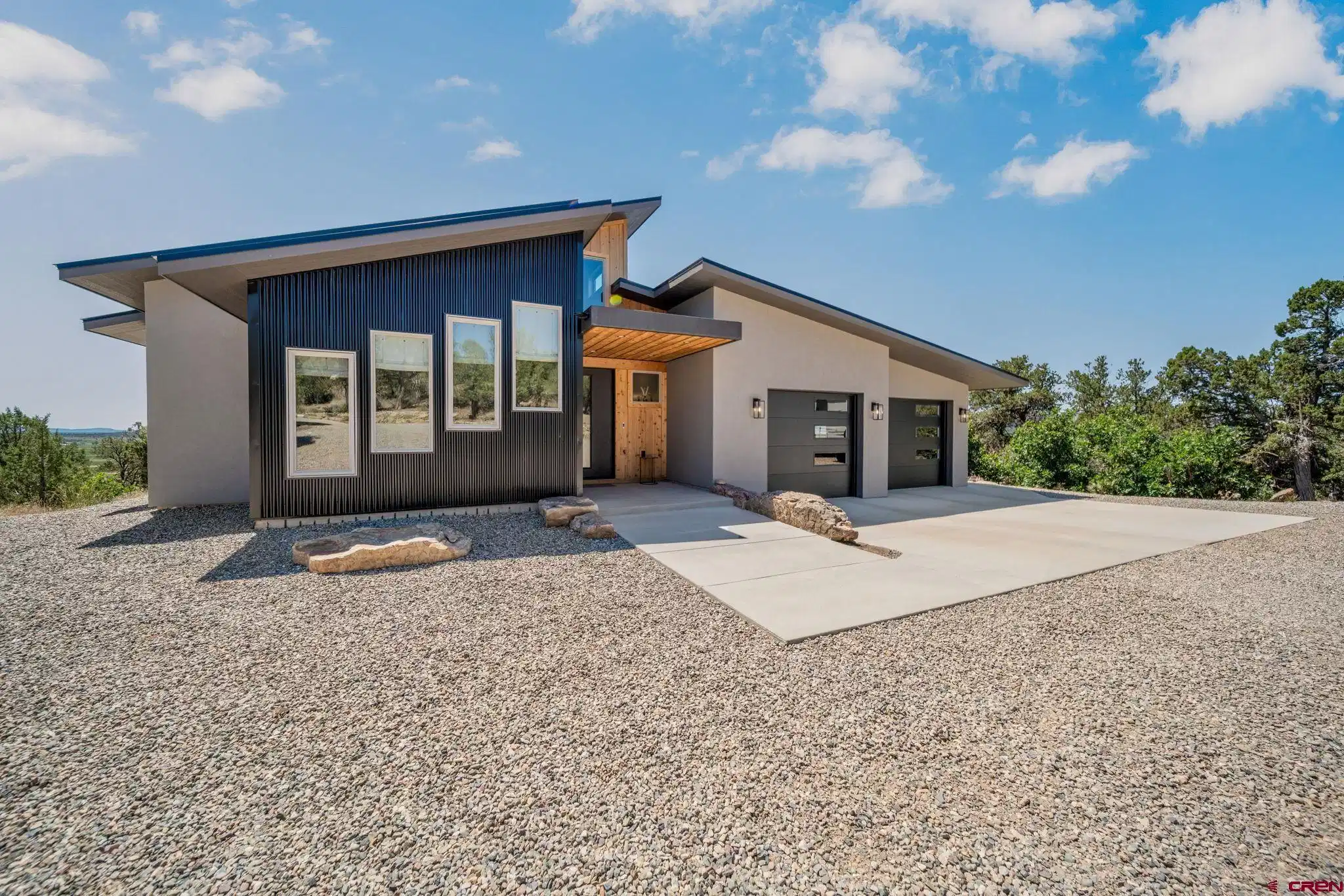 Image 1: Front Exterior