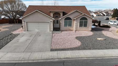 3215 Meadows Parkway