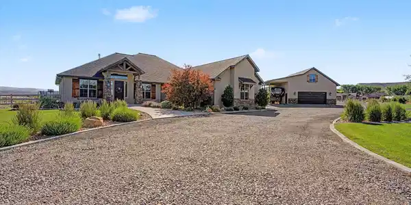 20551 Pearl Court