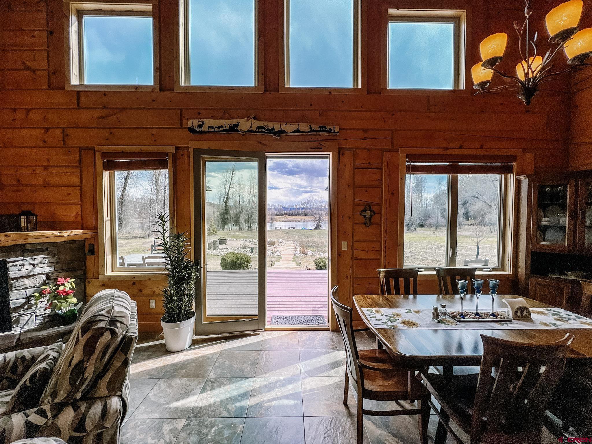 Image 4: Dining Room