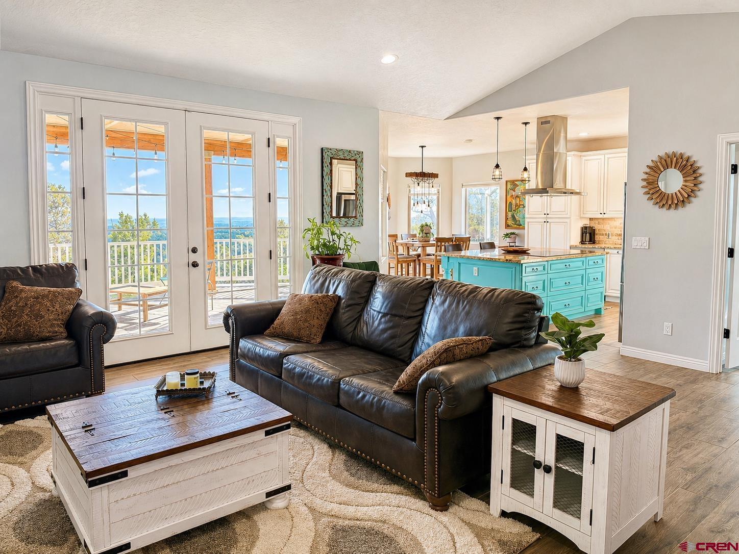 Image 2: Living Room