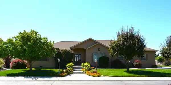 1272 Sunrise Drive