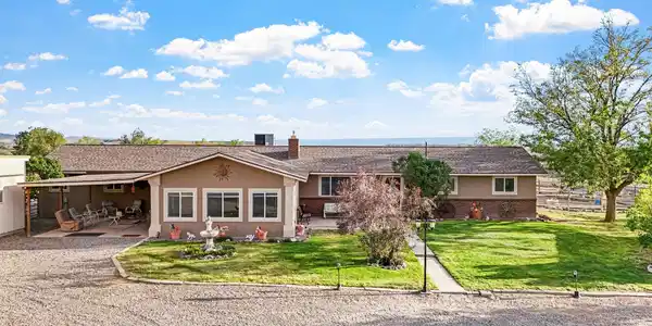 20786 Iris Road