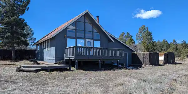 399 Grenadier Place