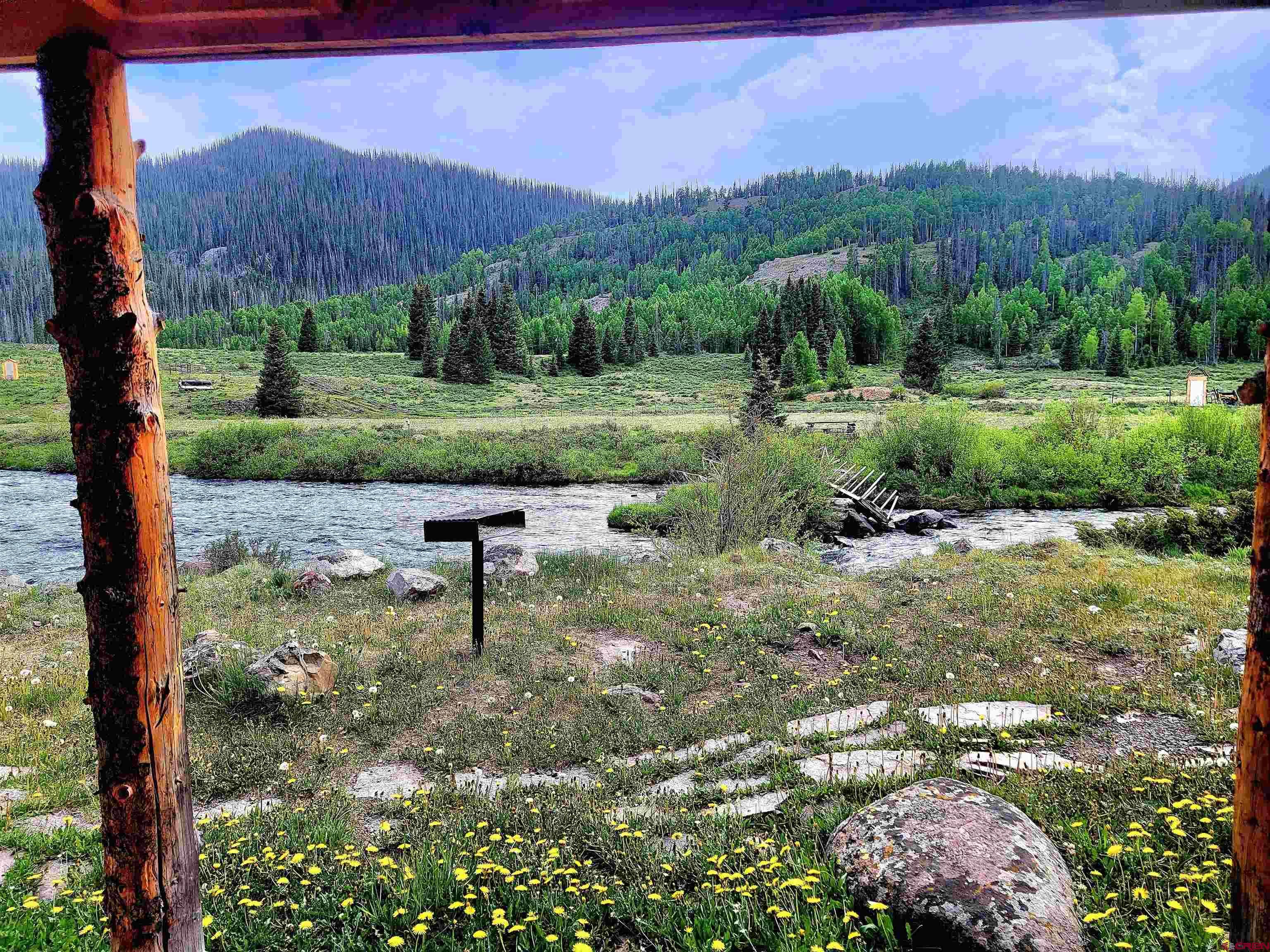 Image 3: view