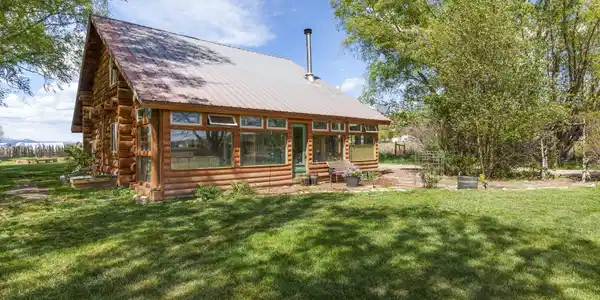 1215 County Road 216