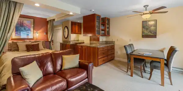 350 Country Club Drive