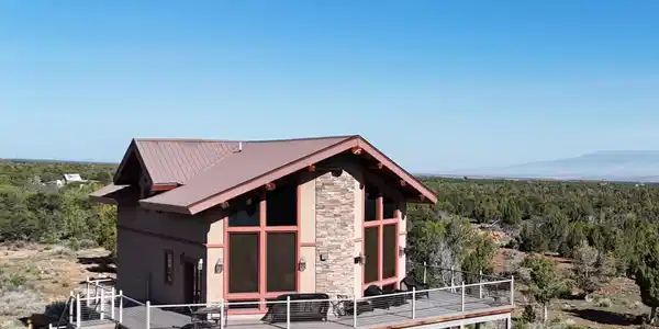 Image 2: Exterior