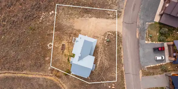 Image 4: Approximate Property Line