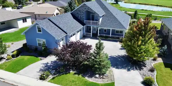 490 Cobble Drive
