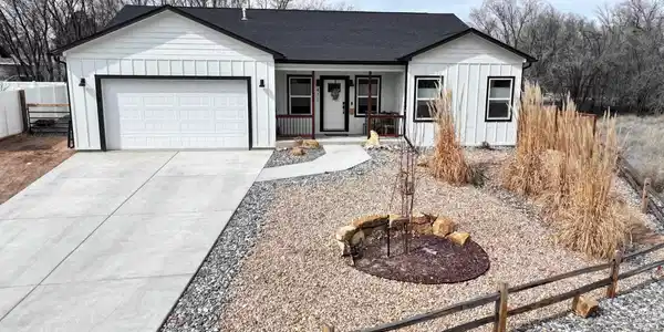 471 River Valley Court