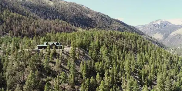 1301 Red Mountain Drive