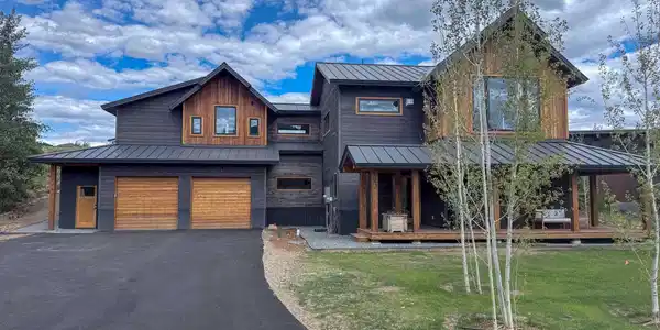 42 Lexie Court