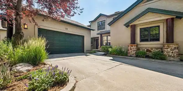 22 Cypress Court