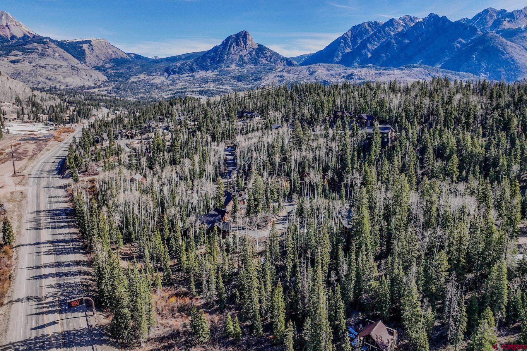 Image 4: Mountain View