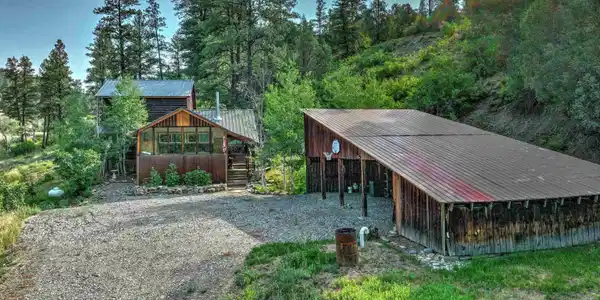 11100 Highway 84