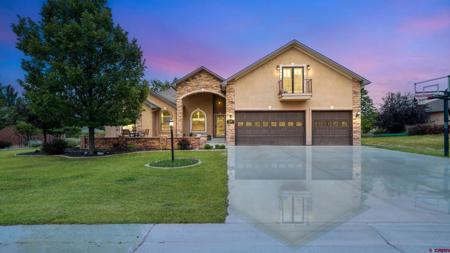 1490 SE Fairway Drive