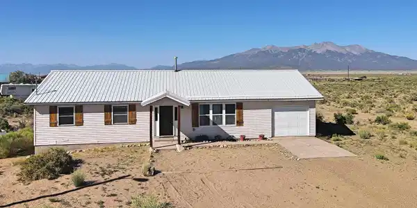 19029 Country Drive
