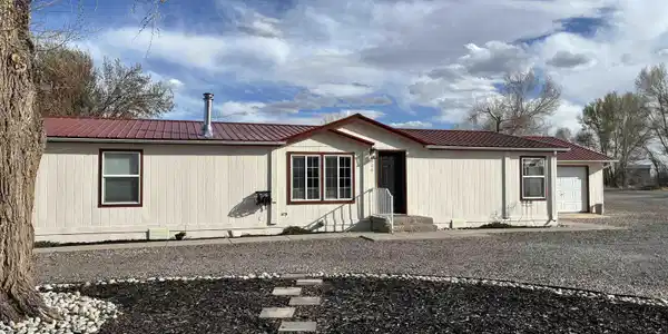 826 Peterson Street