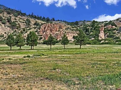 141 E Cliffside Court