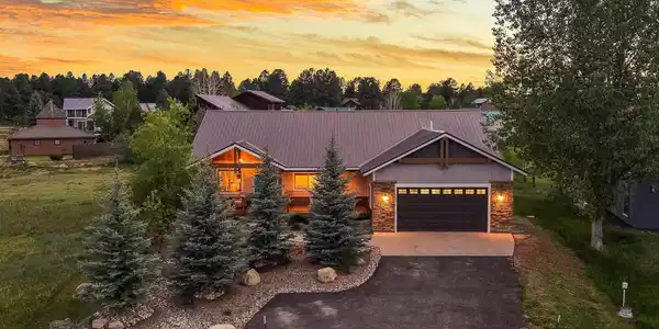 114 Lakeside Drive