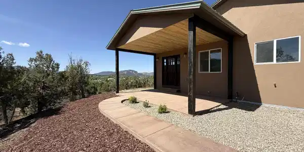 41696 Road J.75