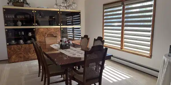 Image 4: Dining Room