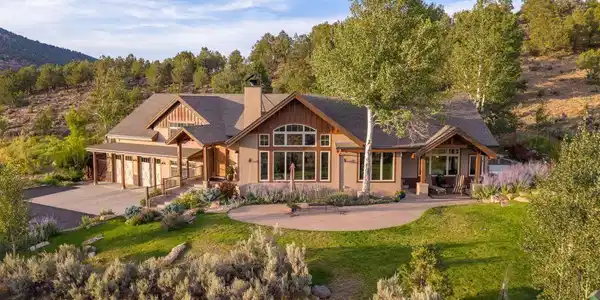 800 Golden Eagle Trail