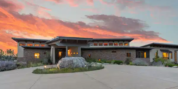 35 Valle Vista Way