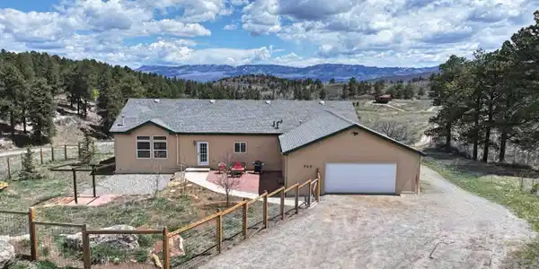 360 Forest Hill Road