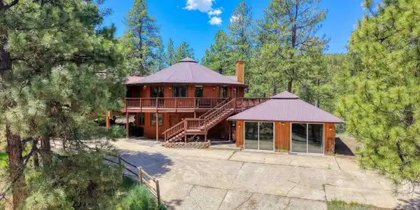 235 Clearwater Drive