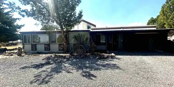 16751 Cedar Lane