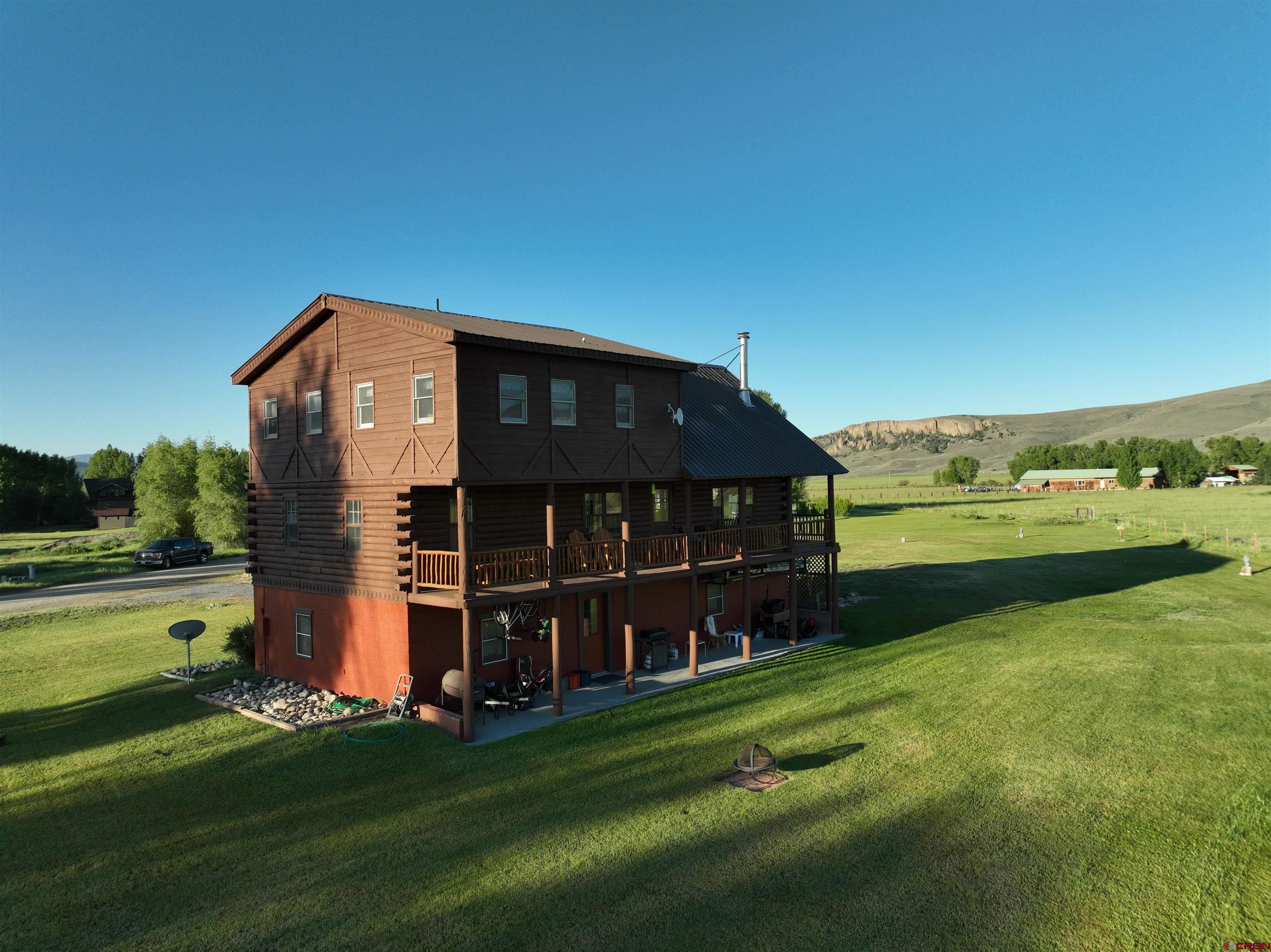 Image 3: Back of House