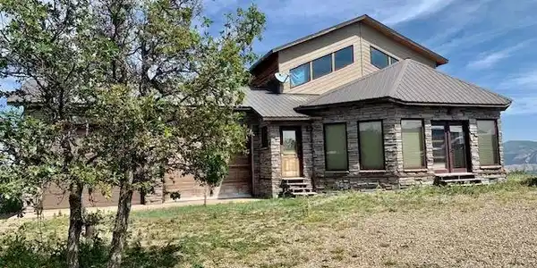 Image 2: Front of House